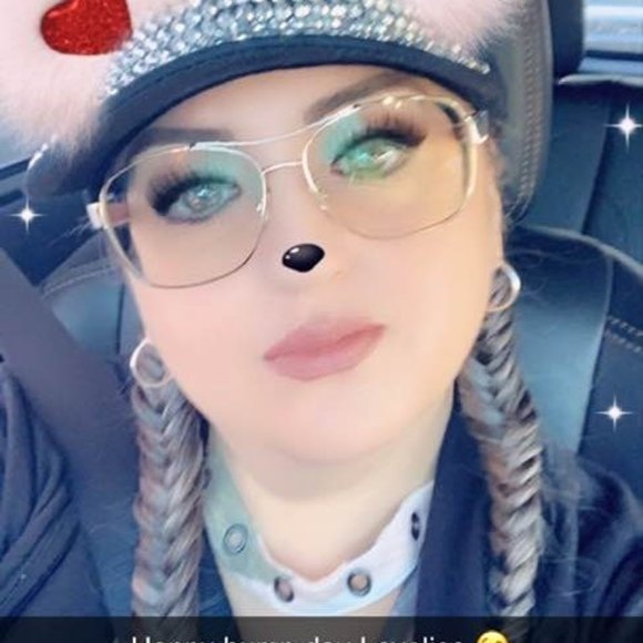 Meet your Posher, Angel - Picture 1 of 1